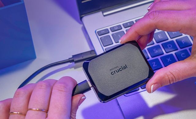 Crucial X10 8TB Portable SSD | CT8000X10SSD9 | Crucial.com